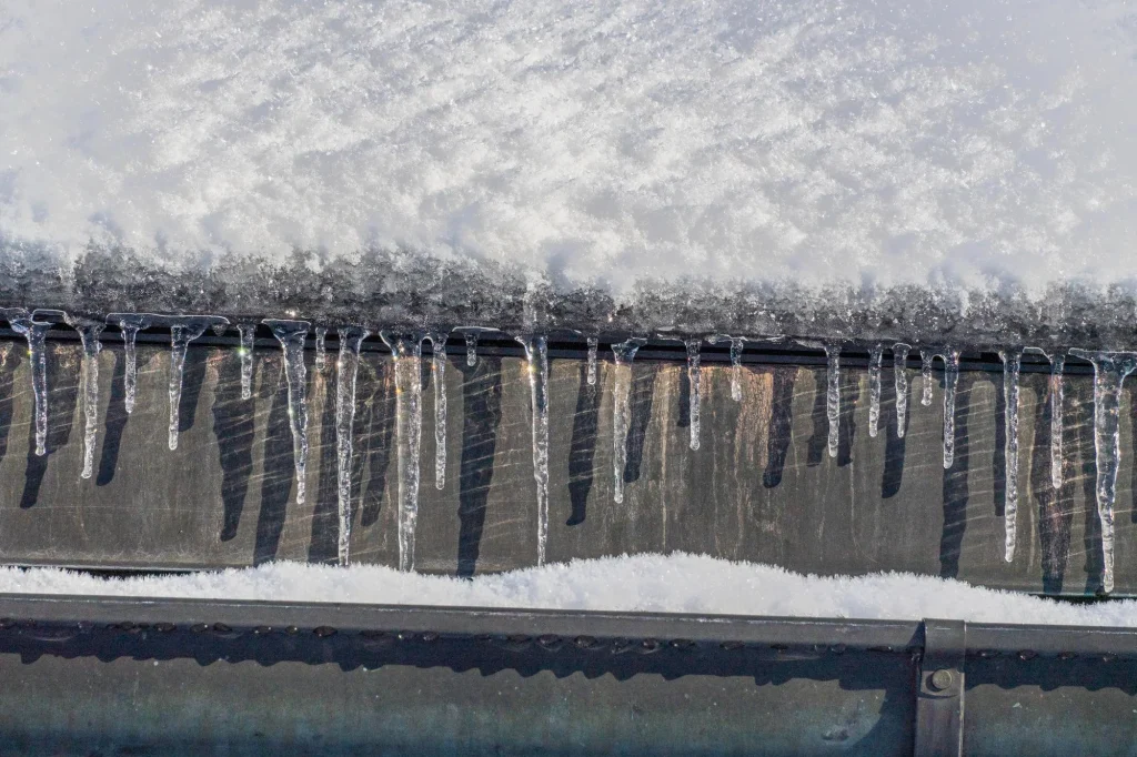 ice dams on roofs